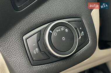 Мінівен Ford C-Max 2017 в 