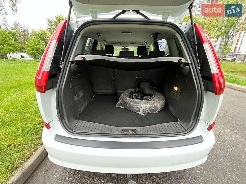 Минивэн Ford C-Max 2010 в Киеве