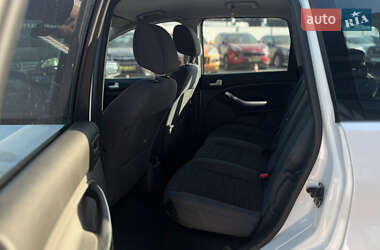Минивэн Ford C-Max 2010 в 