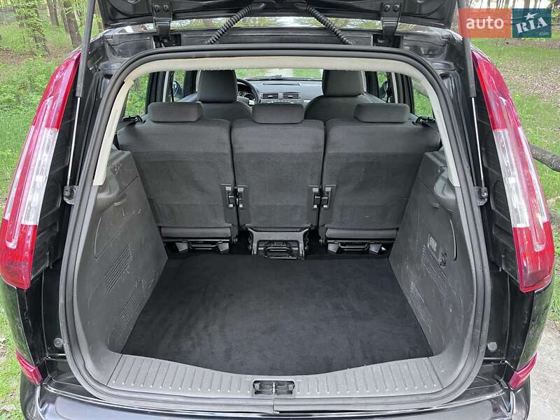 Минивэн Ford C-Max 2008 в Рожище