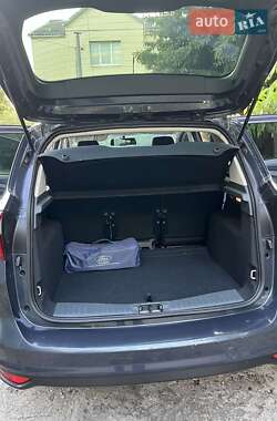 Минивэн Ford C-Max 2013 в 