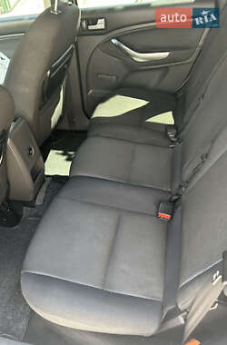 Мінівен Ford C-Max 2010 в 