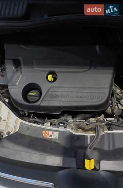 Мінівен Ford C-Max 2011 в 