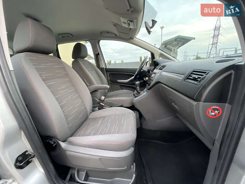 Минивэн Ford C-Max 2008 в Луцке