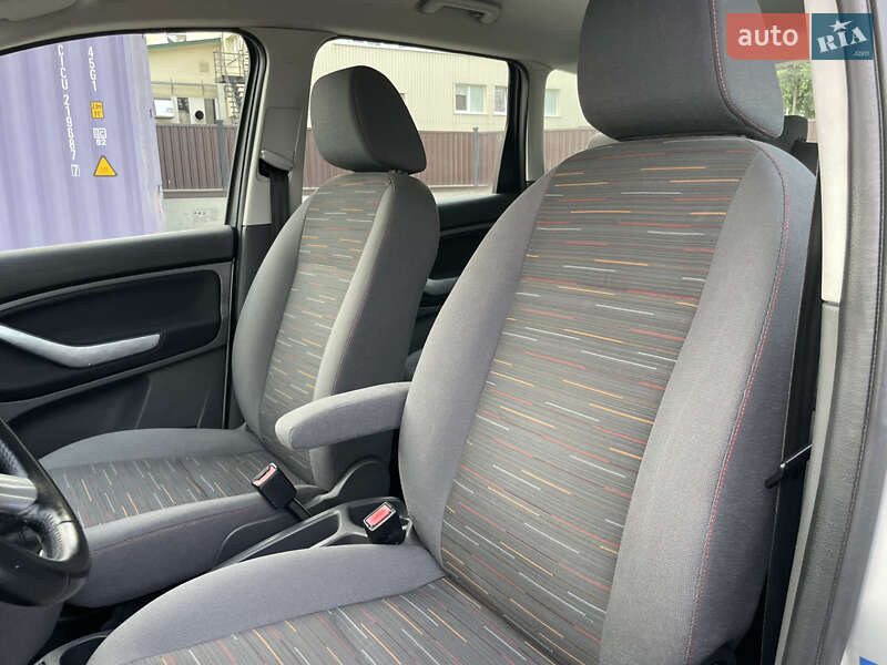 Минивэн Ford C-Max 2008 в Луцке