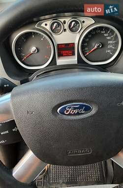 Минивэн Ford C-Max 2010 в 