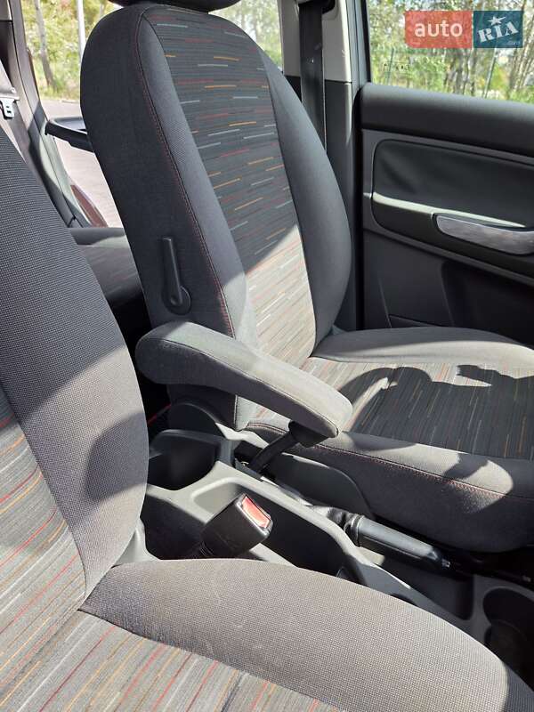 Минивэн Ford C-Max 2008 в Днепре