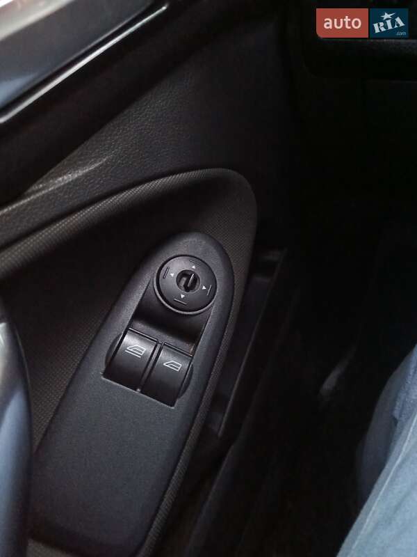 Мінівен Ford C-Max 2009 в Києві