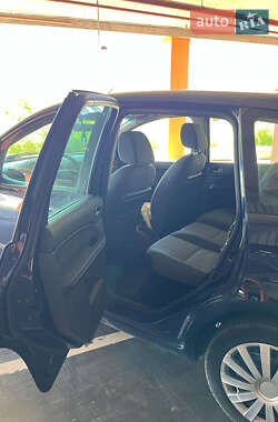 Минивэн Ford C-Max 2003 в 