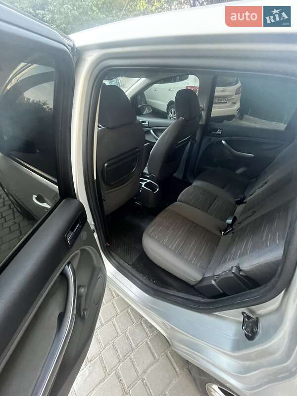 Минивэн Ford C-Max 2008 в Ивано-Франковске