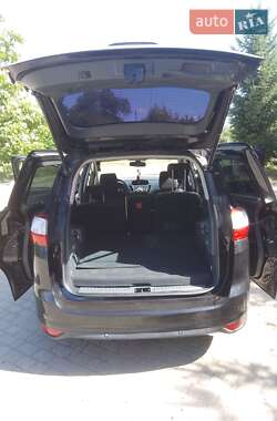 Минивэн Ford C-Max 2011 в 