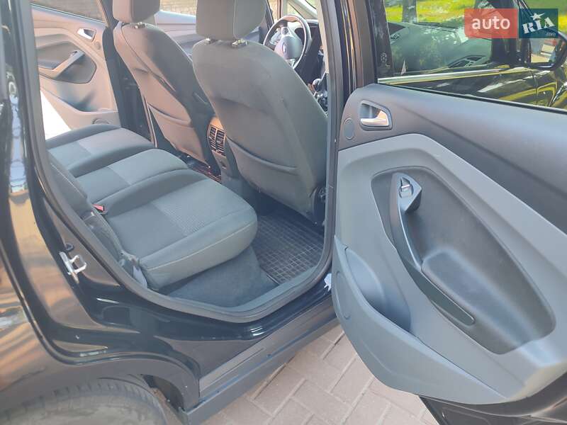 Минивэн Ford C-Max 2012 в Лубнах