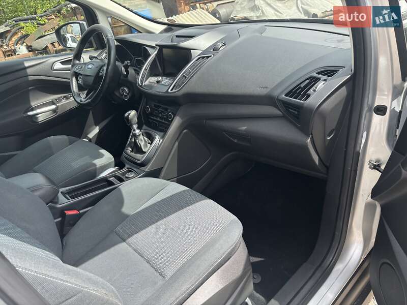 Минивэн Ford C-Max 2015 в Нововолынске