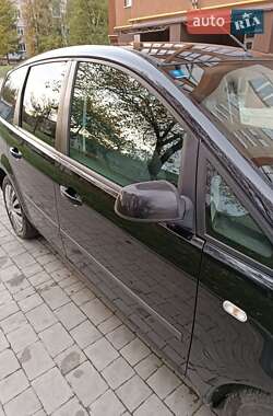 Мінівен Ford C-Max 2006 в 