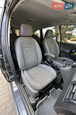 Мінівен Ford C-Max 2009 в 