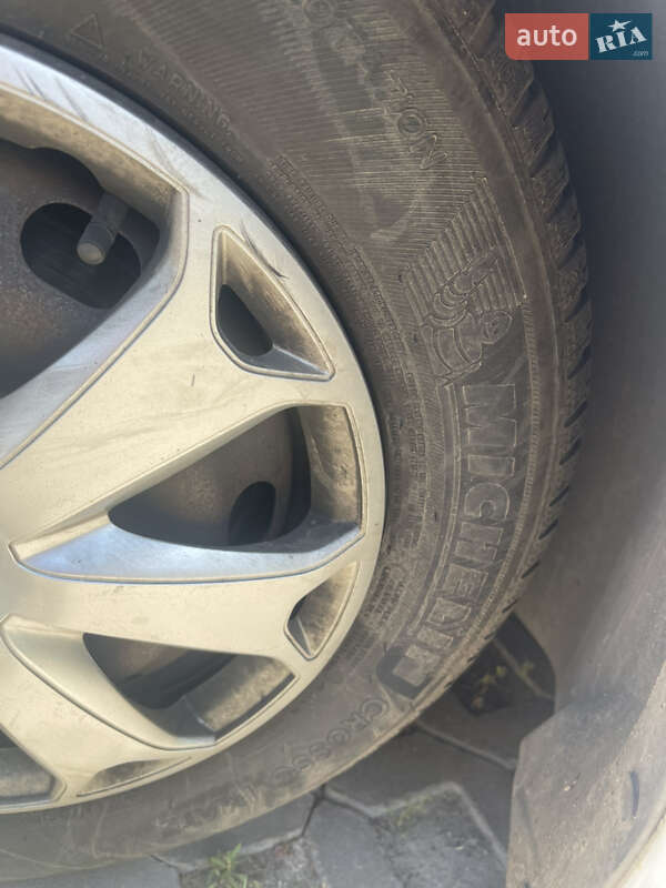 Минивэн Ford C-Max 2011 в Сумах