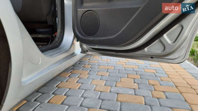 Минивэн Ford C-Max 2008 в Житомире
