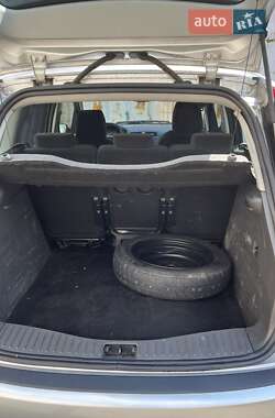 Мінівен Ford C-Max 2005 в 