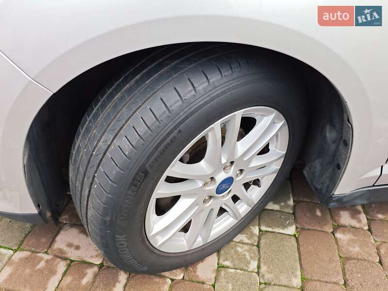 Минивэн Ford C-Max 2012 в Стрые