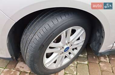Мінівен Ford C-Max 2012 в 