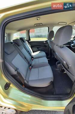 Мінівен Ford C-Max 2005 в 