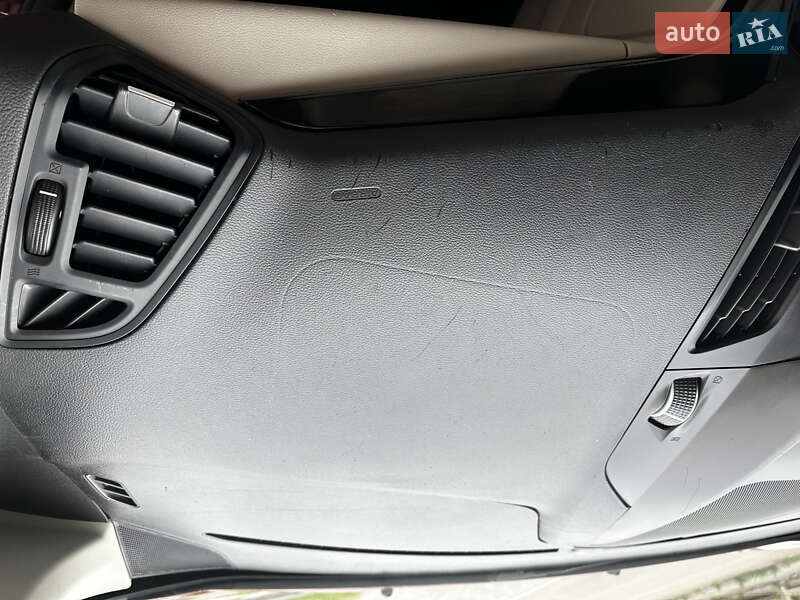 Минивэн Ford C-Max 2016 в Луцке