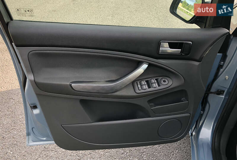 Минивэн Ford C-Max 2008 в Ромнах