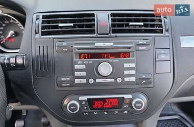 Минивэн Ford C-Max 2009 в 