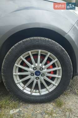 Минивэн Ford C-Max 2013 в 