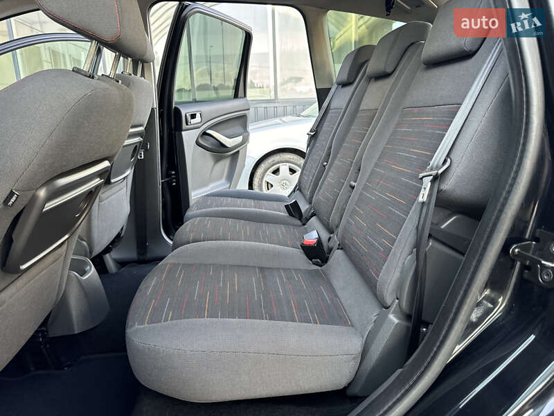 Минивэн Ford C-Max 2010 в Дрогобыче