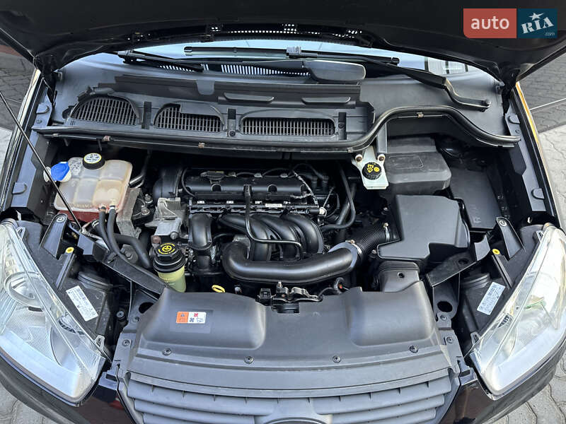 Минивэн Ford C-Max 2010 в Дрогобыче