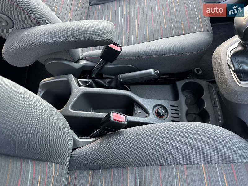 Минивэн Ford C-Max 2010 в Дрогобыче