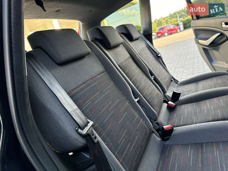 Минивэн Ford C-Max 2010 в Дрогобыче