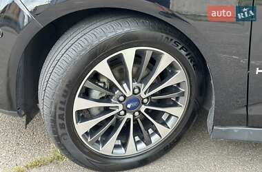 Минивэн Ford C-Max 2017 в 