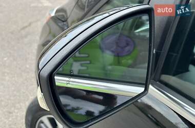 Минивэн Ford C-Max 2017 в 