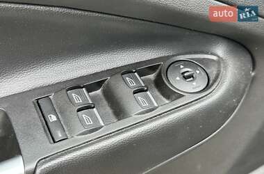 Минивэн Ford C-Max 2017 в 