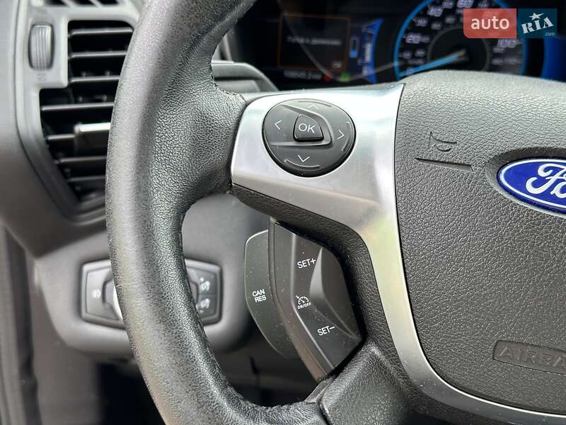Мінівен Ford C-Max 2017 в Києві
