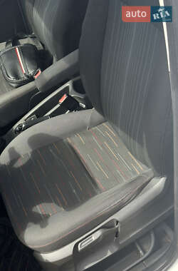 Минивэн Ford C-Max 2010 в 