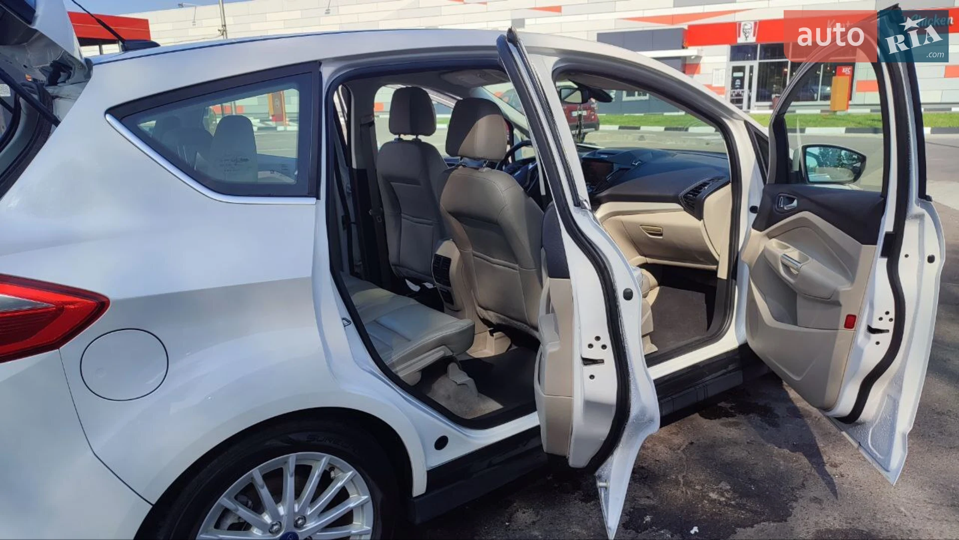 2015 Ford C-MAX - мініатюра 16