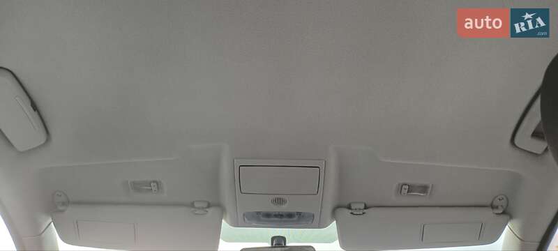 Минивэн Ford C-Max 2006 в Мукачево