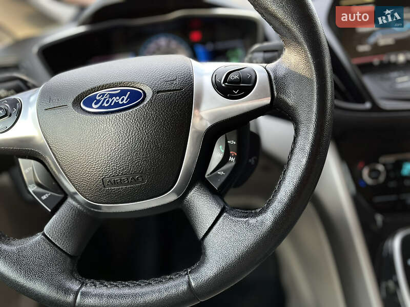Мінівен Ford C-Max 2015 в Рівному фото 40 Мінівен Ford C-Max 2015 в Рівному