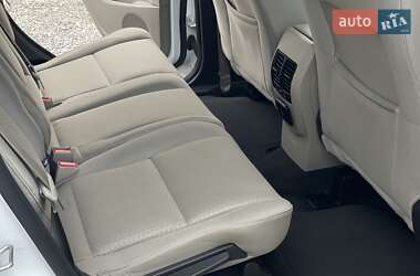 Минивэн Ford C-Max 2017 в 