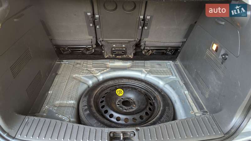 Минивэн Ford C-Max 2003 в Василькове