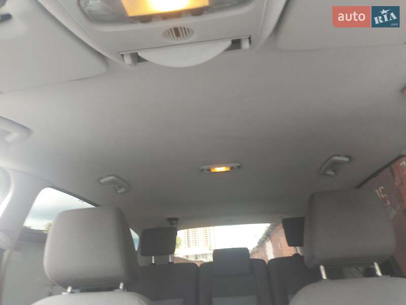 Минивэн Ford C-Max 2006 в Киеве