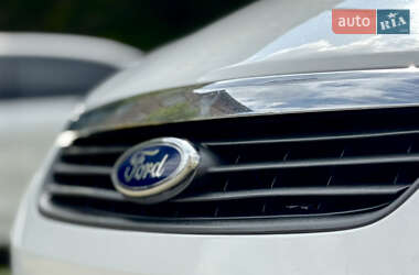 Минивэн Ford C-Max 2010 в 