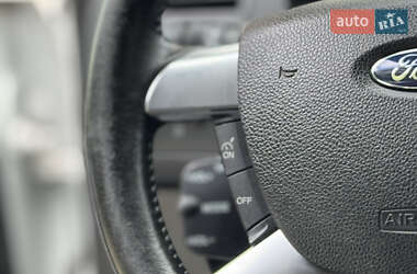 Минивэн Ford C-Max 2010 в 