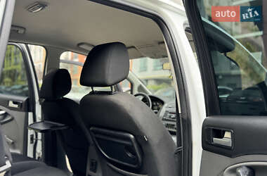 Минивэн Ford C-Max 2010 в 
