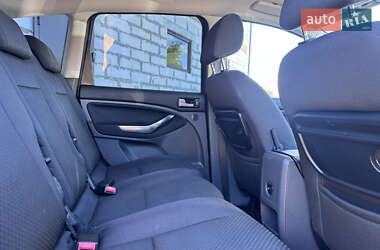 Минивэн Ford C-Max 2009 в 