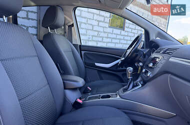 Минивэн Ford C-Max 2009 в 
