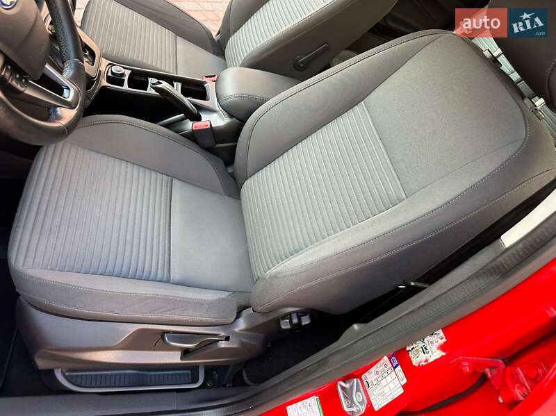 Мінівен Ford C-Max 2016 в Івано-Франківську
